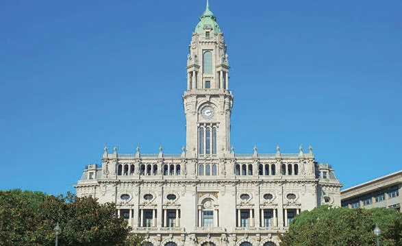 澳大利亚莫多克大学